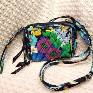 Vera Bradley mini clutch wristlet wallet crossbody